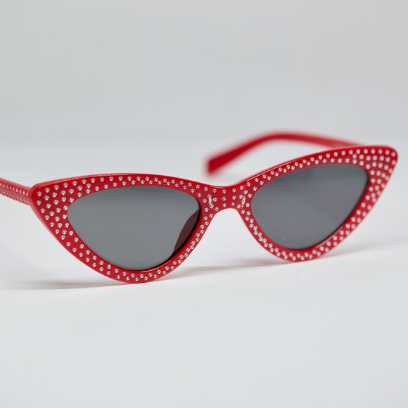 50's Style Studded "Red Lips" Mid Century Sunnies - Picture 2 of 8